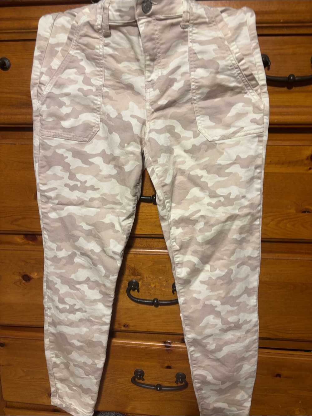 Knox Rose Kids' Camo Joggers in Cream & Tan